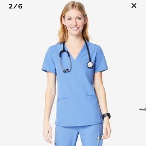 FIGS XL Casma 3-Pocket Top